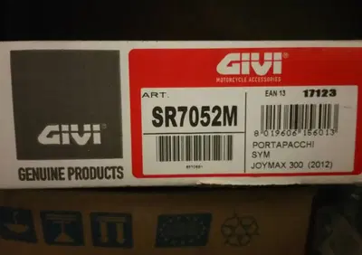 STAFFA PER BAULE Givi - Annuncio 7553563