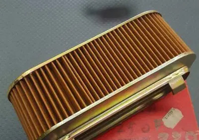 FILTRO ARIA HONDA VF 750 F Sgr - Annuncio 7565393