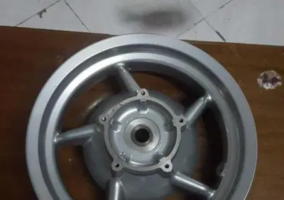 RUOTA POST. NUDA LEONARDO ST 250 Aprilia - Annuncio 7570440