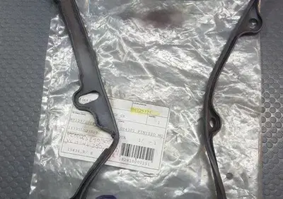 GUARNIZIONE LATERALE SX PEOPLE XCTING 250 300 Kymco - Annuncio 7584788