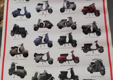 Poster Vintage Vespa - Annuncio 7584883