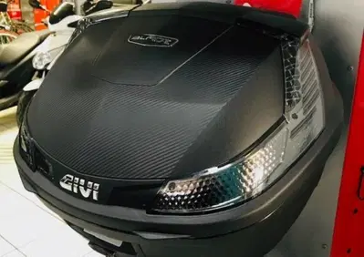 Bauletto GIVI 37lt Blade - Annuncio 7588531