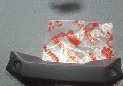 PIASTRA MANUBRIO SR 50 DITECH SR 125 150 Aprilia - Annuncio 7590659