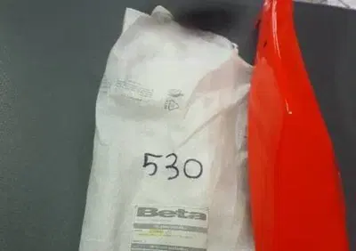 FIANCATA POST. SX ROSSA MOTARD 4.0 BETA MOTOR - Annuncio 7595713