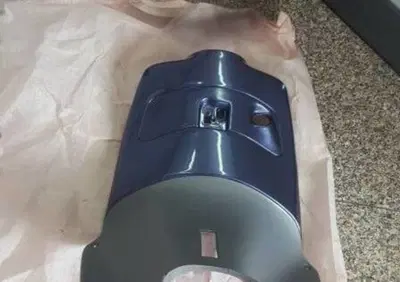 SCUDO INTERNO BLU CHIPS LEONARDO 125 150 250 Aprilia - Annuncio 7609635