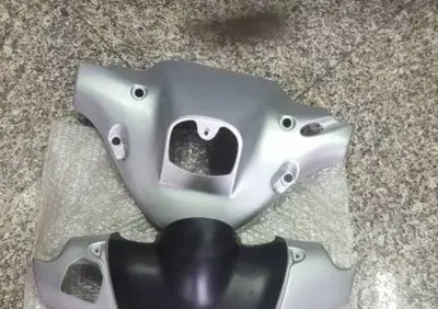 COPRIMANUBRIO ARGENTO OPACO F15 FIREFOX 50 Malaguti - Annuncio 7612661