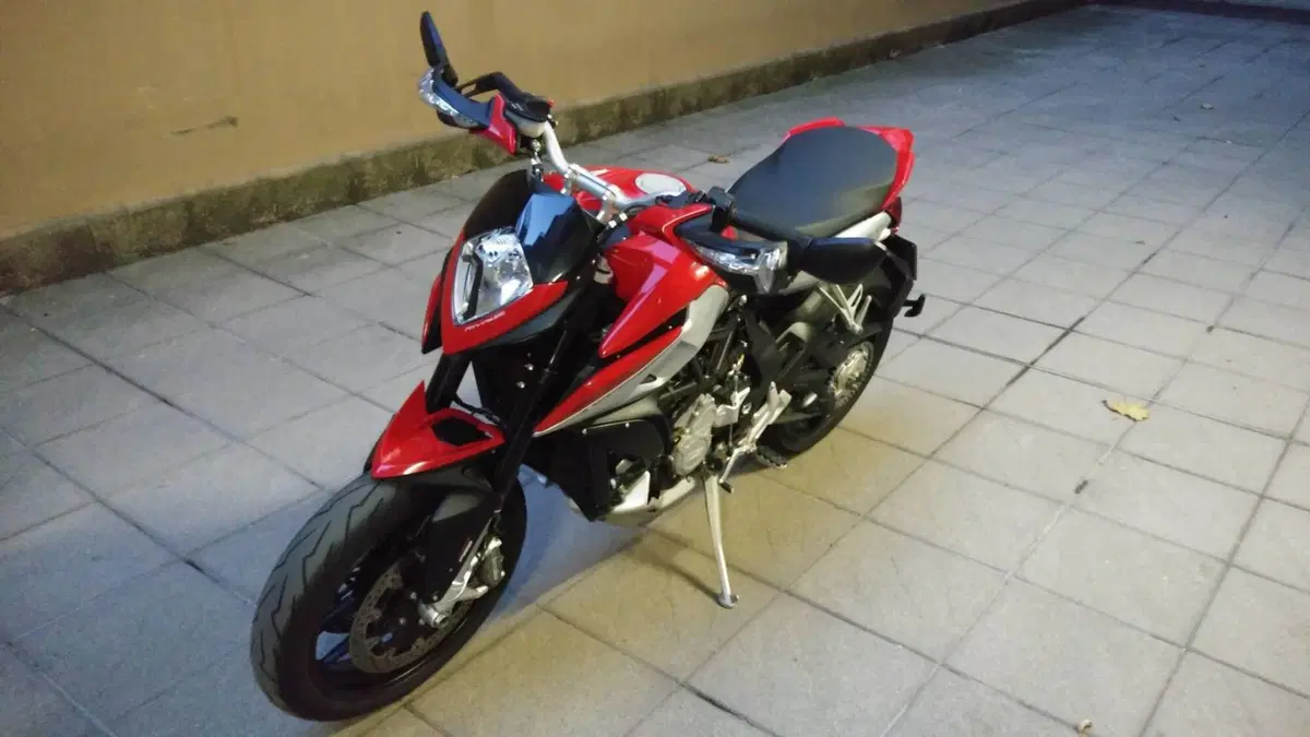 MV Agusta Rivale 800 EAS ABS (2013 -17)  (4)