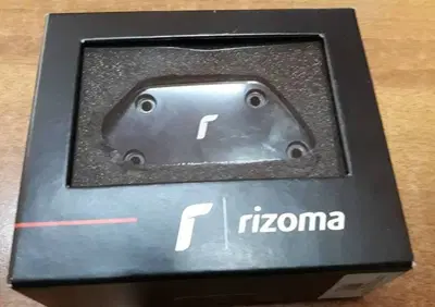 TAPPO SERBATOIO OLIO FRIZIONE RIZOMA COD TP035B - Annuncio 7715583