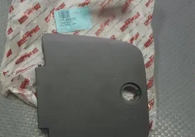 COPERCHIO BAULETTO GRIGIO CENTRO SL 2a SERIE Malaguti - Annuncio 7745883