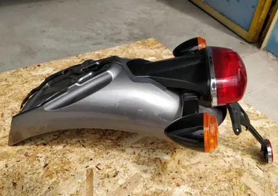 PARAFANGO POSTERIORE PER TRIUMPH THRUXTON 1200 - Annuncio 7747408