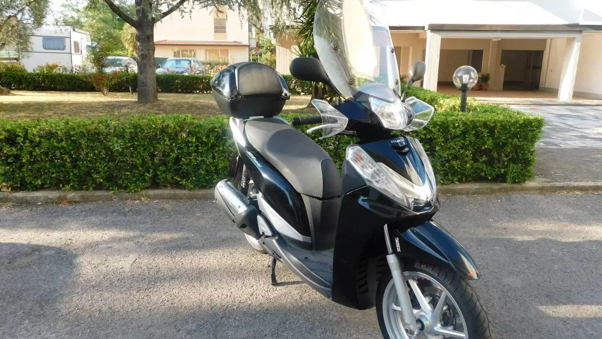 Honda SH 300 i ABS (2013 - 14)  (5)