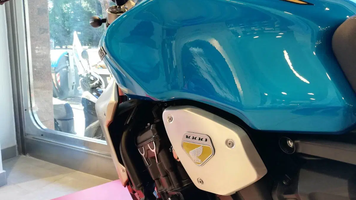 Honda CB 1000 R + Neo Sport Cafè (2019 - 20)  (5)