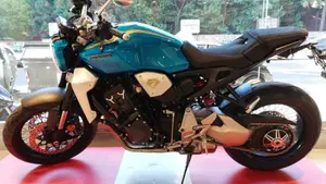 Honda CB 1000 R + Neo Sport Cafè (2019 - 20) 