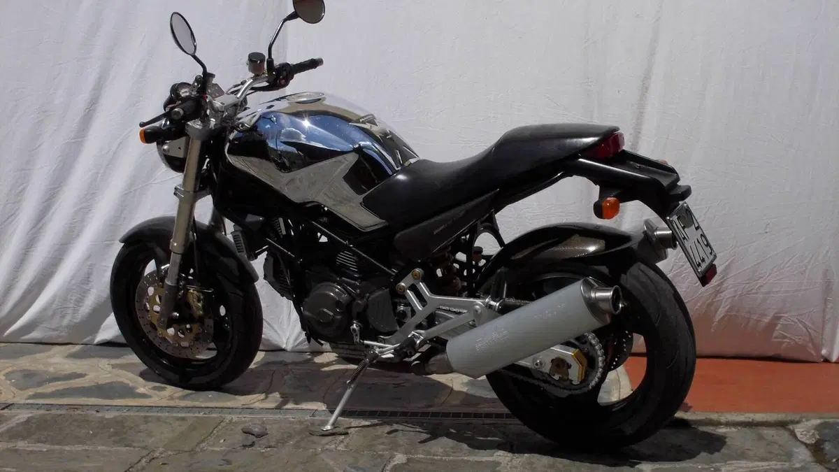 Ducati   (2)