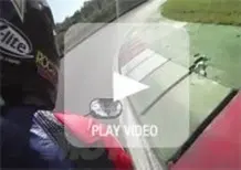 In sella con Jorge Lorenzo sulla Yamaha YZF R1