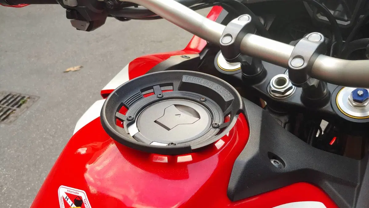 Honda Africa Twin CRF 1000L DCT ABS Travel Edition (2016 - 17)  (14)