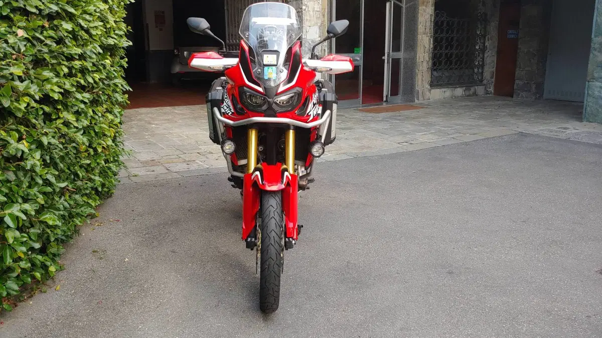 Honda Africa Twin CRF 1000L DCT ABS Travel Edition (2016 - 17)  (5)