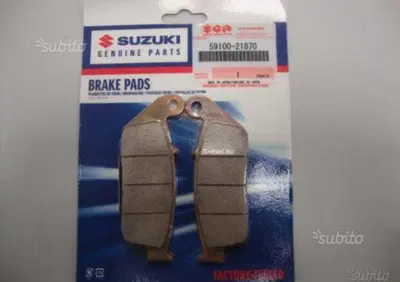 Pastiglie freno anteriore sinistro Burgman 650 Suzuki - Annuncio 7878798