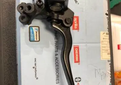 Pompa freno dx Aprilia sr 50 2003/2014 - Annuncio 7880694