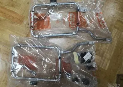 Supporti laterali Yamaha XVS650A Drag Star Classic Givi - Annuncio 7898357