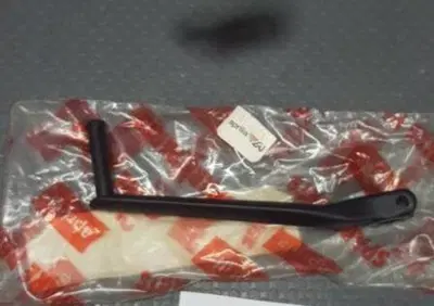 LEVA CAMBIO PEGASO 650 MOTO' 650 Aprilia - Annuncio 7947613