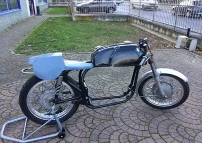 Altre marche telaio letto di piume - Annuncio 7950848