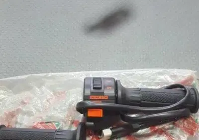 COMANDO GAS AF1 SINTESI 125 SINTESI REPLICA 125 Aprilia - Annuncio 7957671