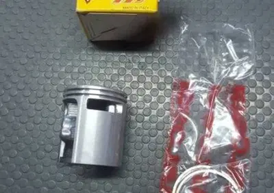 PISTONE DIAM. 43,4 SPINOTTO 10 PIAGGIO CIAO SI Malossi - Annuncio 7957947