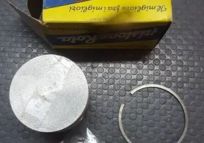 PISTONE X DR DIAM. 55,2 PIAGGIO VESPA 50 ROTA PISTONI - Annuncio 7959243