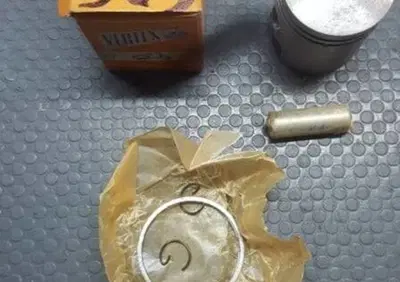 PISTONE VESPA 50 DIAM. 43,8 Vertex Pistons - Annuncio 7959820