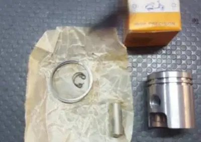 PISTONE DIAM. 41 PIAGGIO VESPA Vertex Pistons - Annuncio 7960117