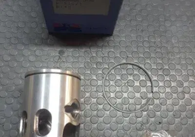 PISTONE DIAM. 40 MOTORE MINARELLI ORIZZ. E VERT. Styl - Annuncio 7966378