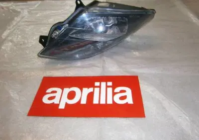 FARO ANTERIORE SX Aprilia - Annuncio 7972232