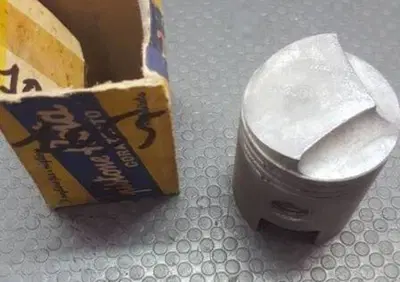 PISTONE DIAM. 54,8 PIAGGIO VESPA 125 1963 ROTA PISTONI - Annuncio 7972252