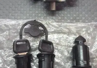 KIT SERRATURE PEUGEOT SV GEO Sgr - Annuncio 7975085