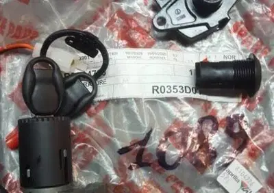 KIT SERRATURE SPORTCITY 125 200 250 Aprilia - Annuncio 7975141