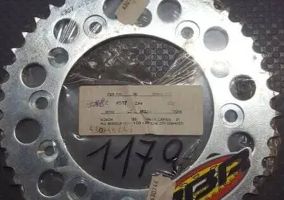 CORONA Z44 HONDA CRM 250 PBR - Annuncio 7978536