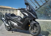 Kymco AK 550, più potenza con la versione 2020