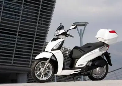 Kymco People 300i GT ABS (2010 - 17) - Annuncio 6358266