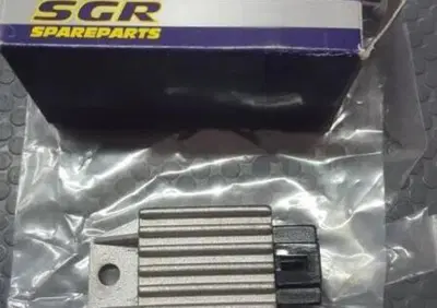REGOLATORE DI TENSIONE KYMCO 50 PEUGEOT 50 100 Sgr - Annuncio 7982386