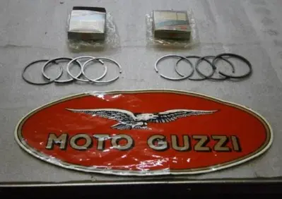 COPPIA SEGMENTI PISTONE Moto Guzzi - Annuncio 7983070