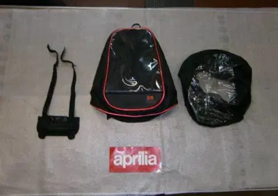 BORSA/ZAINO SERBATOIO Aprilia BORSA SERBATOIO CAPONORD 1000 - Annuncio 6358571