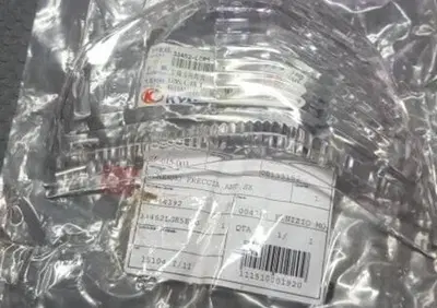 PLASTICA FRECCIA ANT. SX LIKE 50 Kymco - Annuncio 7986287