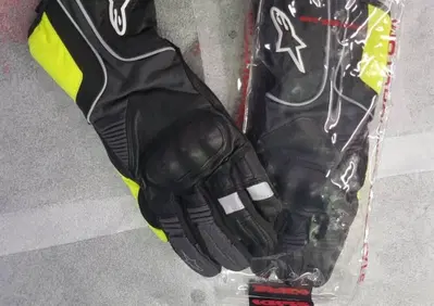 GUANTI SPIDI IN PELLE GIALLO E NERO - Annuncio 7987390