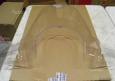 PARABREZZA ORIGINALE APRILIA COMPLETO - Annuncio 8016597