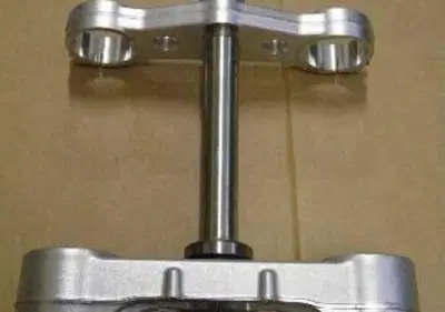 COPPIA PIASTRE FORCELLA USATE PER HUSQVARNA TE 250 - Annuncio 8017439