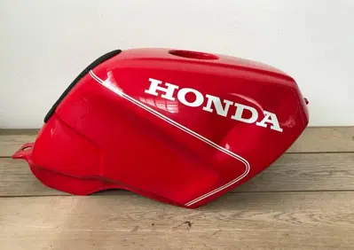 Serbatoio Honda VFR 750 S.L - Annuncio 8024888