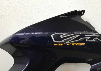 Carena lat dx I Honda VFR 800 vtech S.L - Annuncio 8027131
