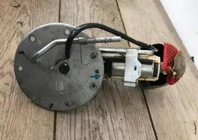 Pompa benzina Honda moto ( filtro mancante ) S.L - Annuncio 8031191