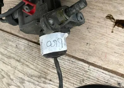 Interruttore chiavi Scarabeo 250 S.L Aprilia - Annuncio 8031412